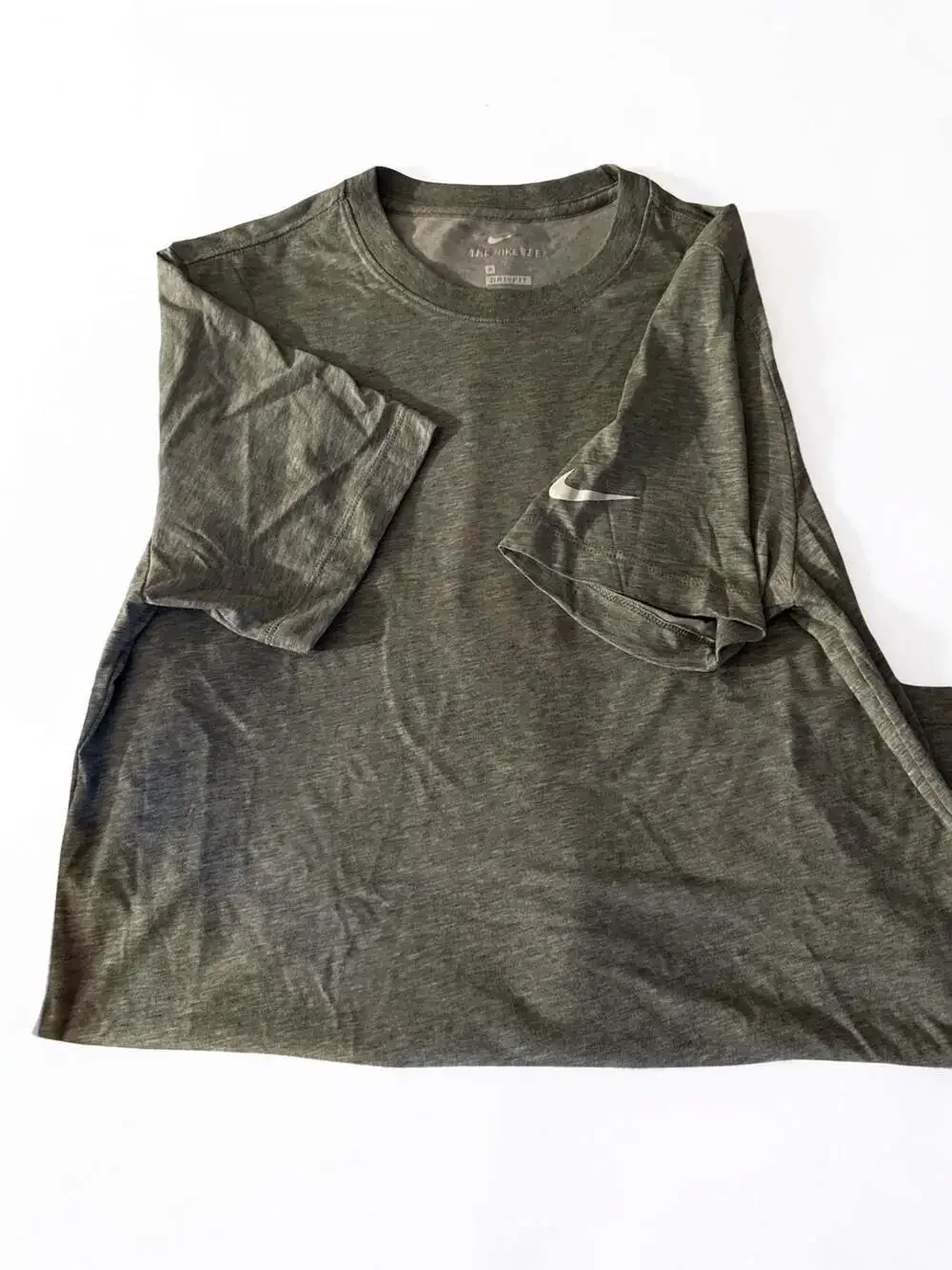 Nike Dri-FIT performance  Unisex T-Shirt - Size M/Grey
